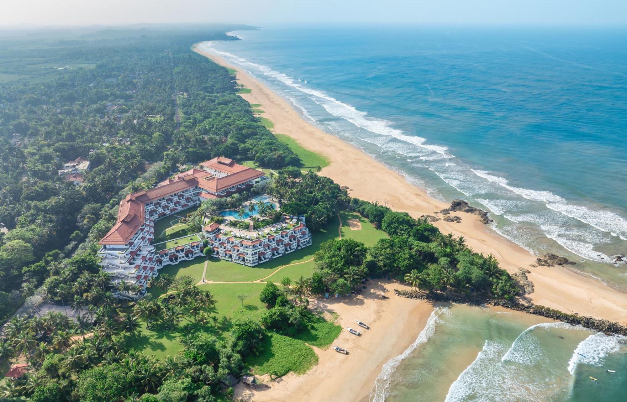Taj Bentota Resort & Spa Exterior foto